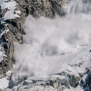 Insane footage captures moment debris-filled flood tears through Nepal river