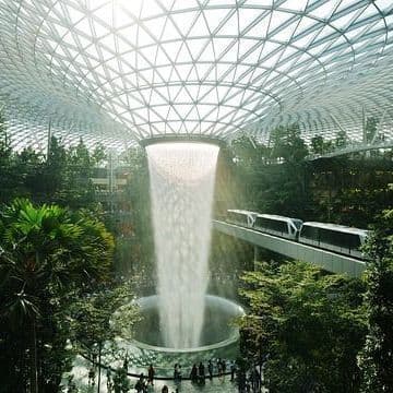 Emulate Singapore’s Model to Protect Local Workers, Says Wee