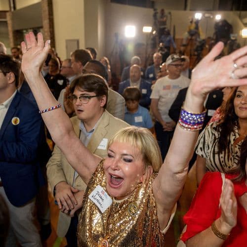 For Republicans, the 2026 midterms look a lot like 2006
